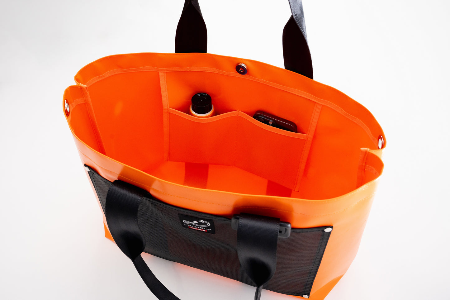 think scrap; thinkscrap; シンクスクラップ;アップサイクル製品;シートベルトトート;テントトート;企業コラボ製品;オレンジトート;収納量トート;ユニークトート;通勤トート;かっこいいトート
