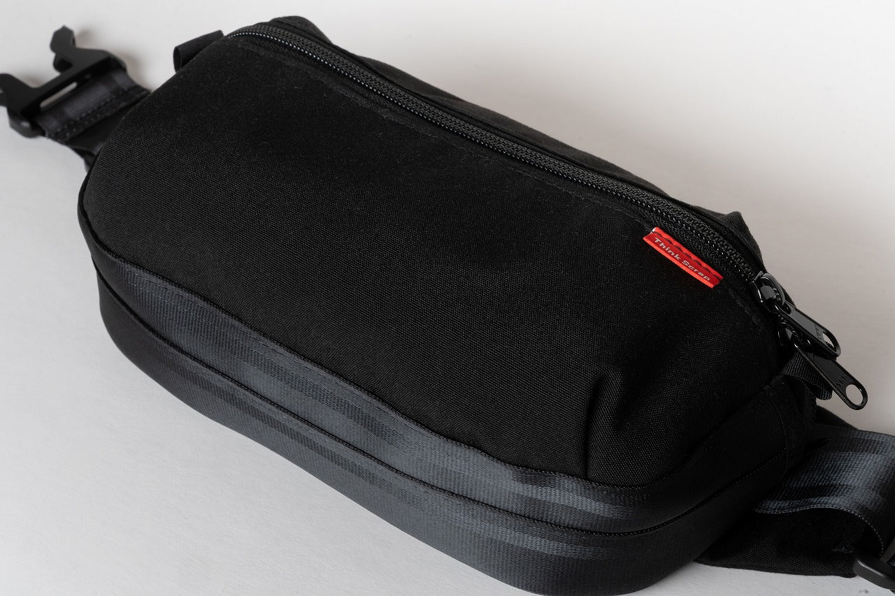 ボディバッグ｜多機能で使いやすい｜再生シートベルト使用（日本製）