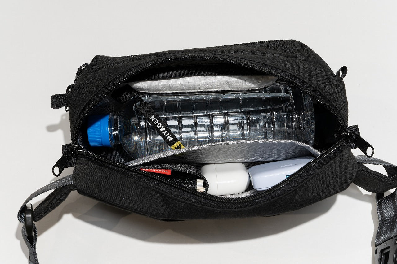ボディバッグ｜多機能で使いやすい｜再生シートベルト使用（日本製）