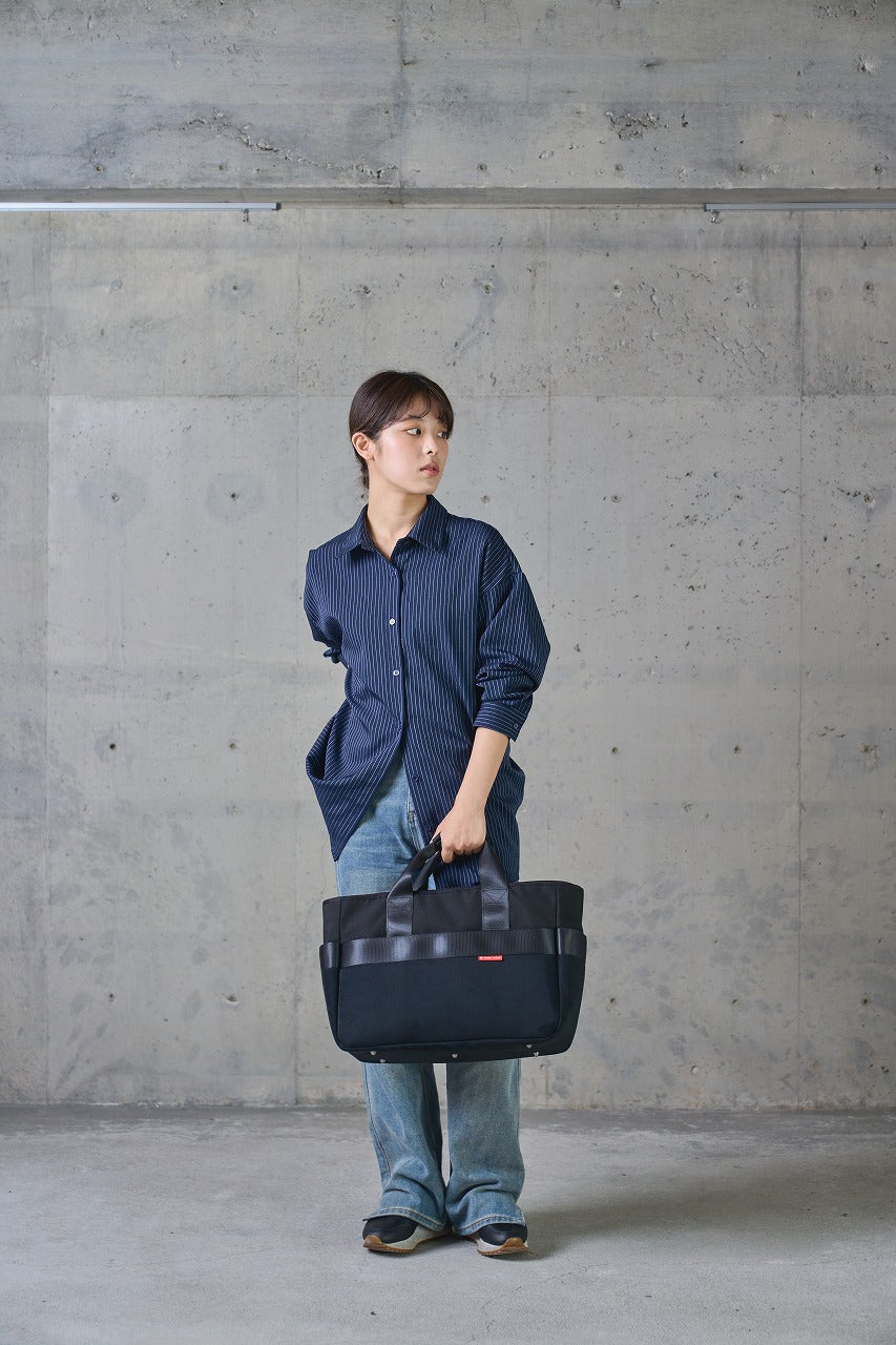 ビックデイリー｜シンプルかつ大容量｜再生シートベルト使用（日本製）