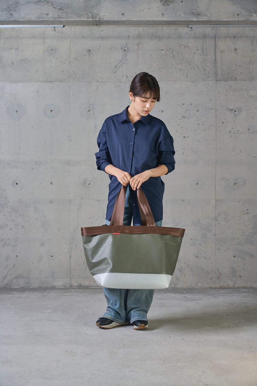 ギアバッグM｜シートベルト×テント×ターポリン｜耐水・洗える｜（日本製）