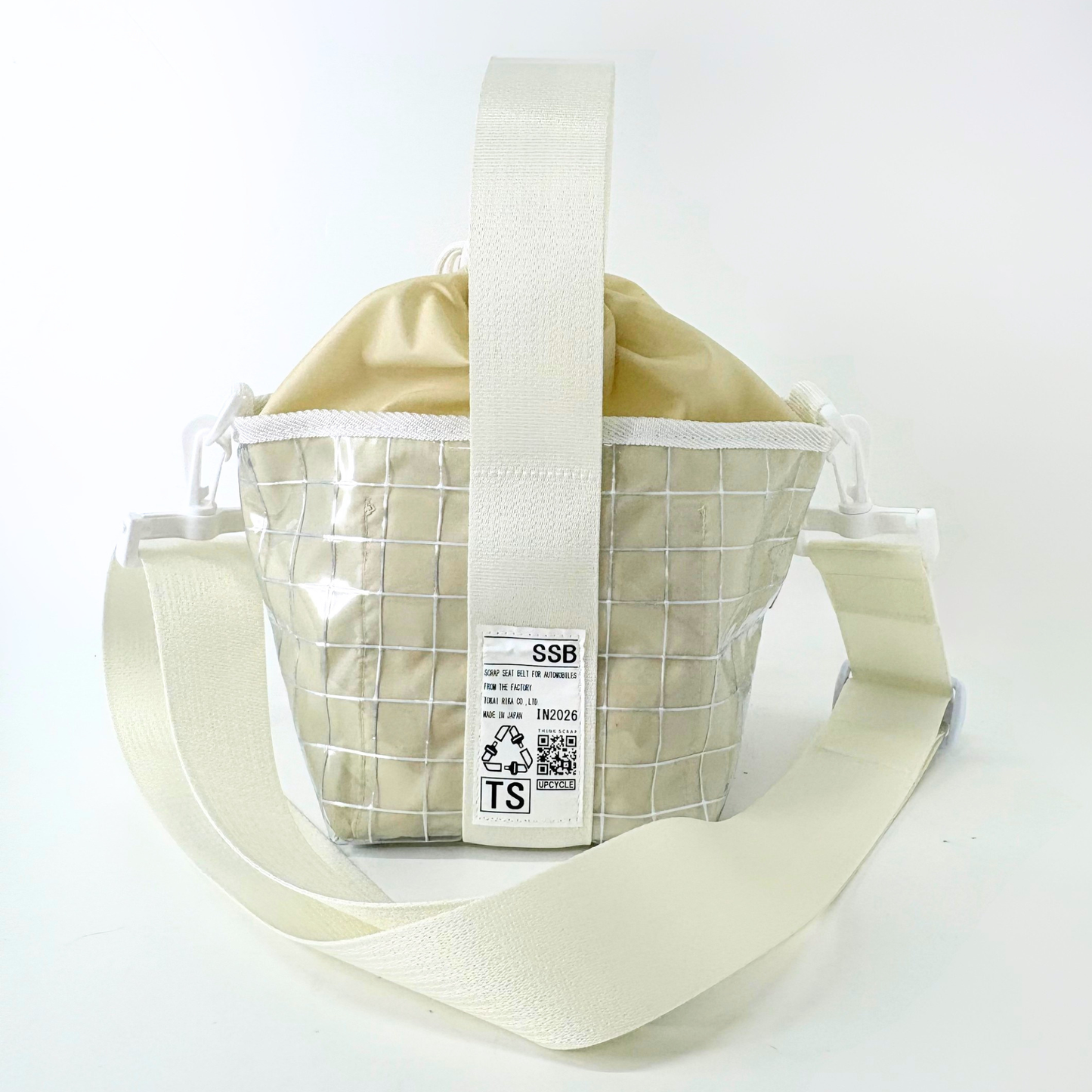 ワンハンドルクリアバッグ｜エコでかわいい｜再生シートベルト使用（日本製）