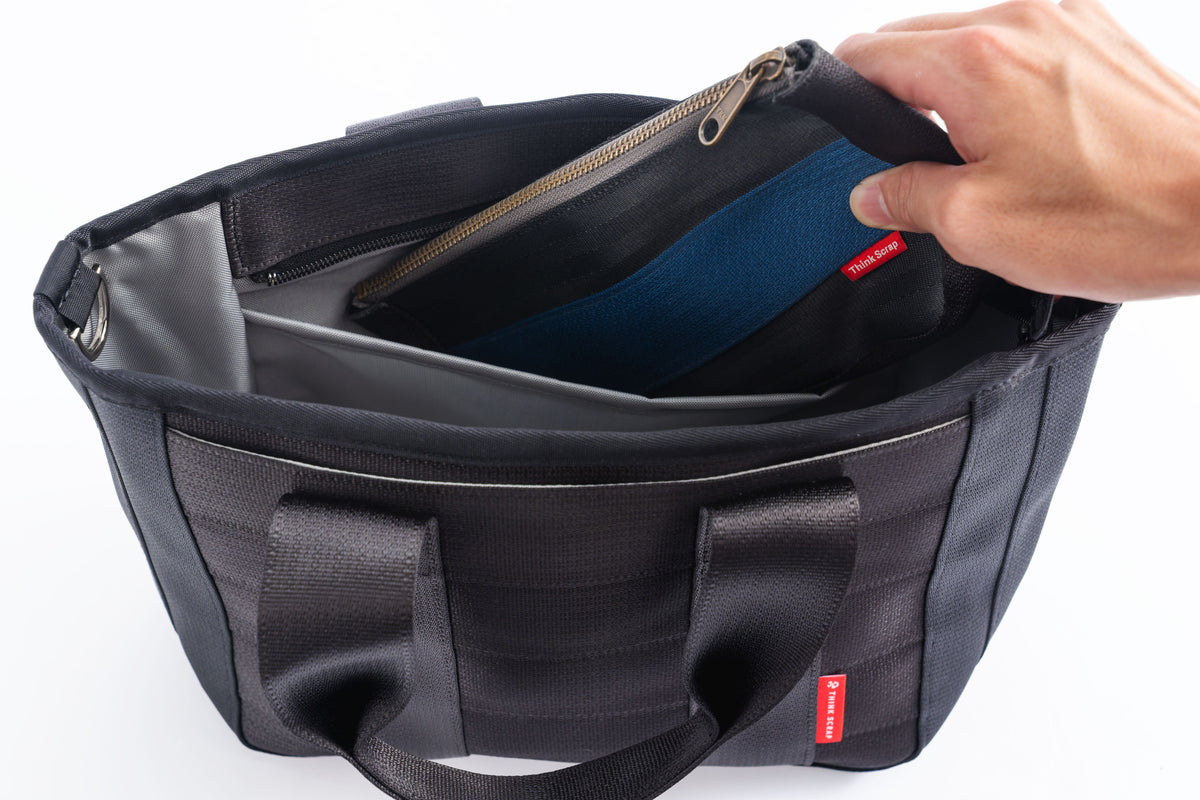 Seatbelt tote