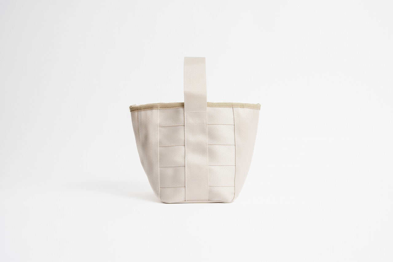 シートベルトトート ミニ｜多機能で洗練されたフォルム｜再生シートベルト使用（日本製）