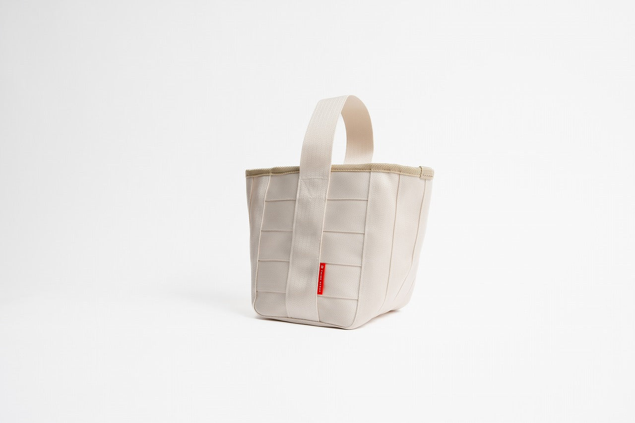 シートベルトトート ミニ｜多機能で洗練されたフォルム｜再生シートベルト使用（日本製）