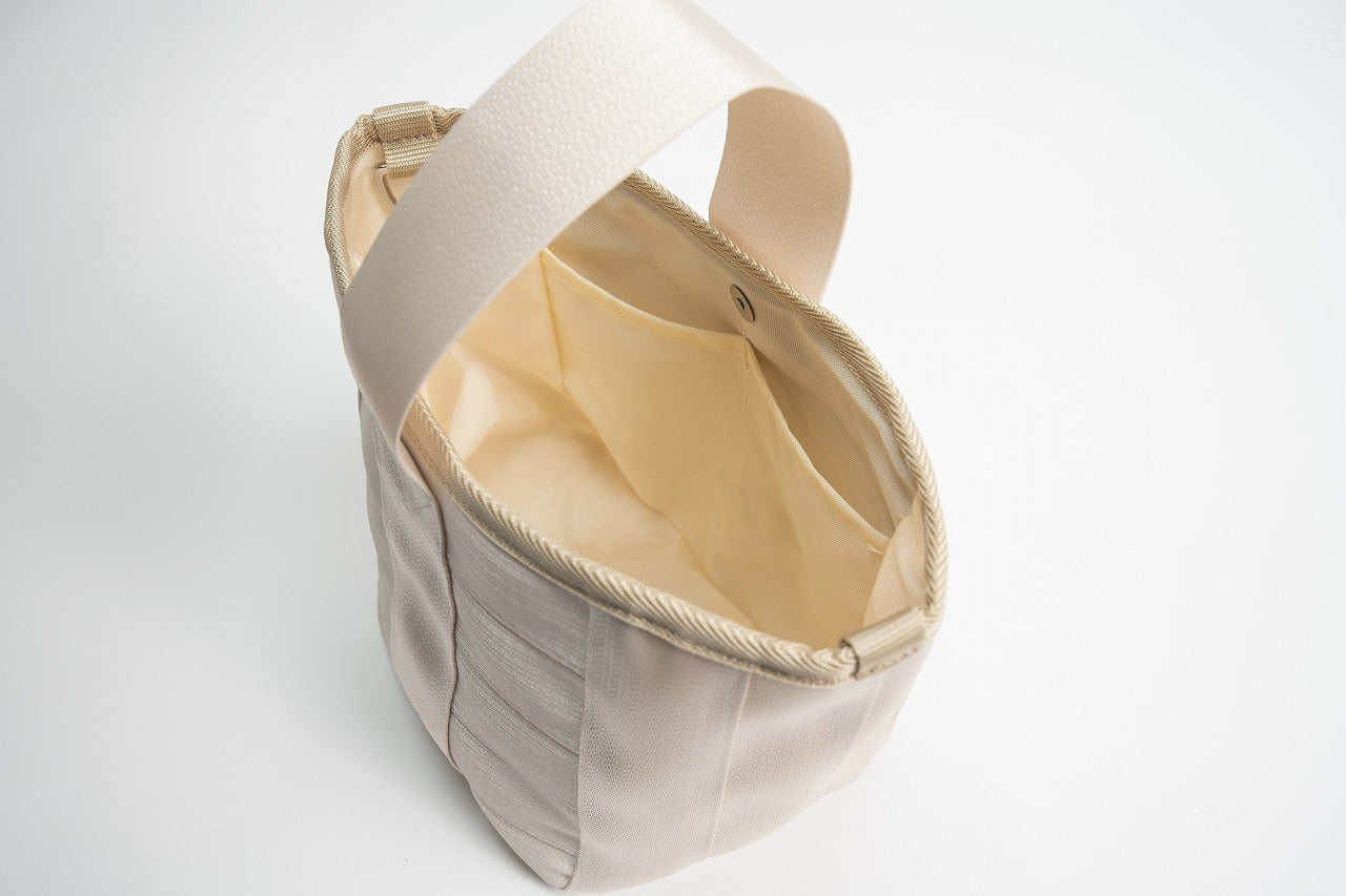 シートベルトトート ミニ｜多機能で洗練されたフォルム｜再生シートベルト使用（日本製）