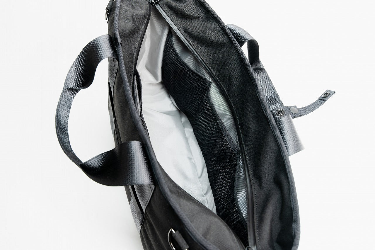 ビックデイリー｜シンプルかつ大容量｜再生シートベルト使用（日本製）