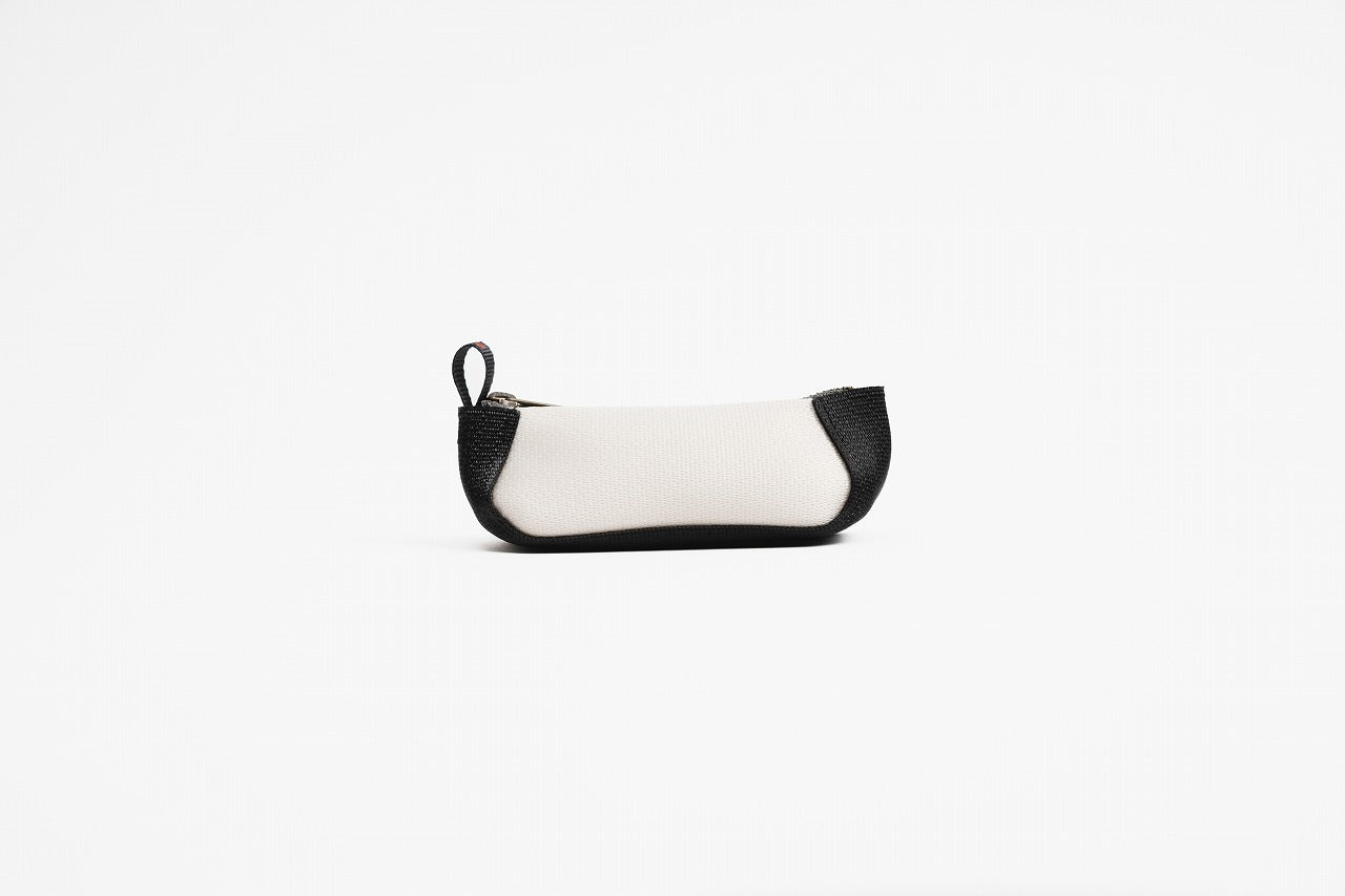 シートベルトミニポーチ｜手のひらサイズ｜再生シートベルト使用（日本製）